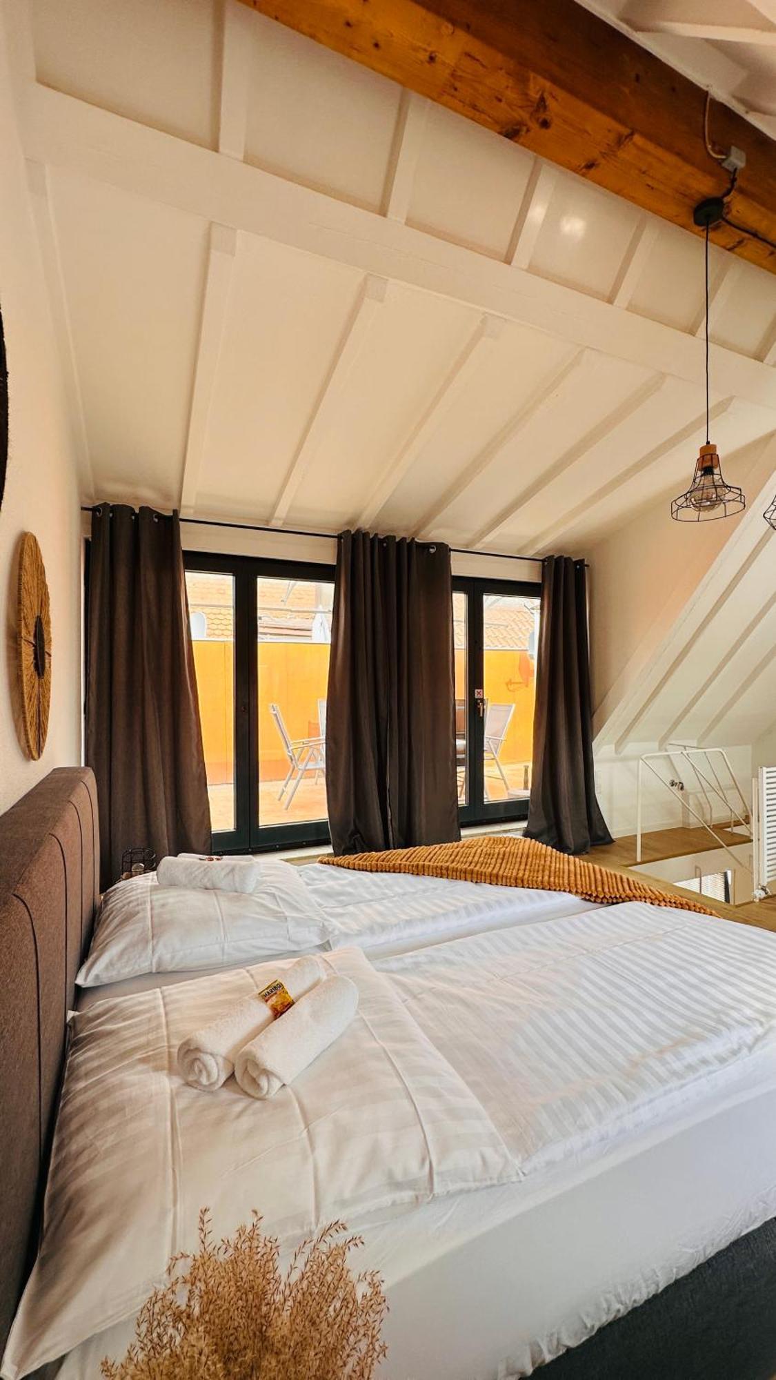 Amao-Green I 90Qm I Penthouse Maisonette Mit Rooftop I City Center I King-Size Betten Lahr (Baden-Wurttemberg) Exterior foto